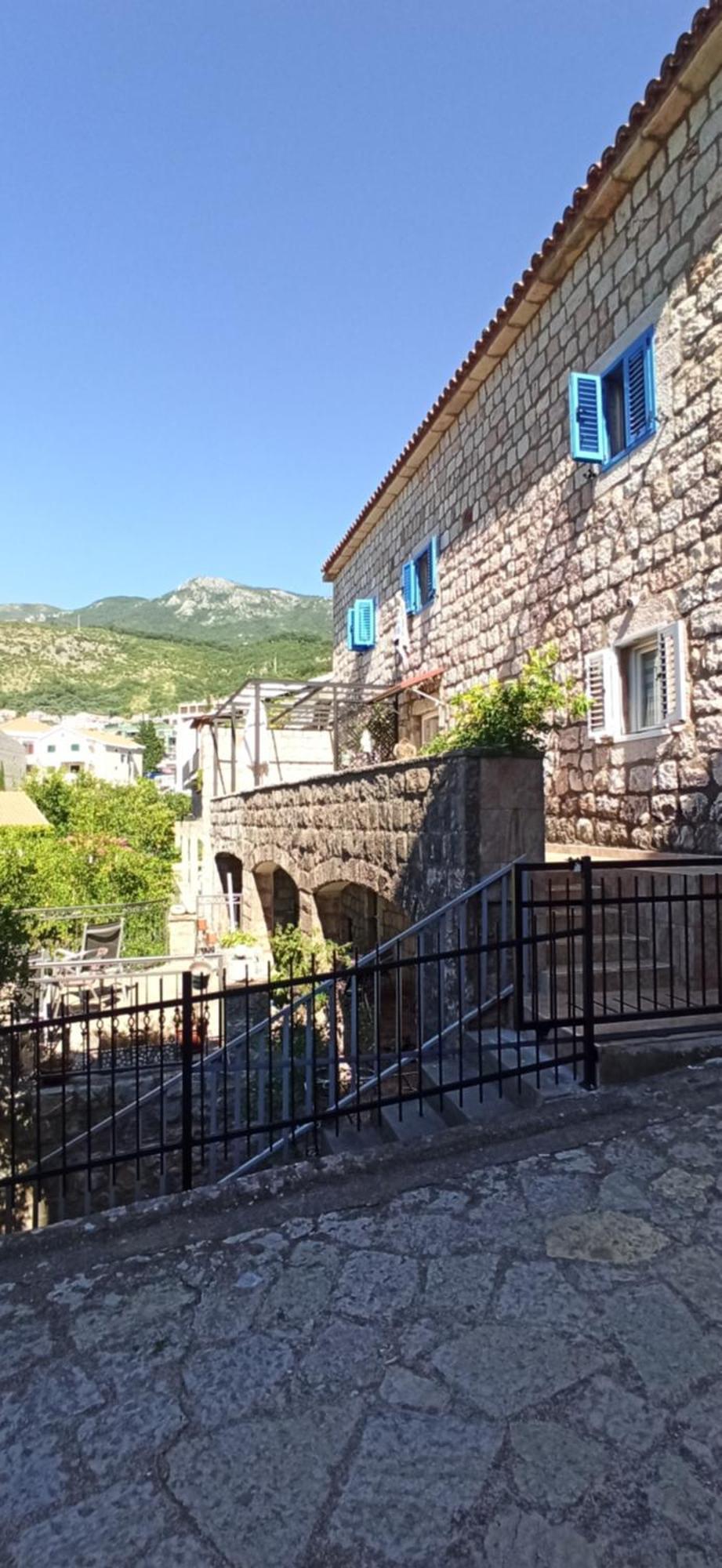 Stone Beach Apartments Pržno 外观 照片