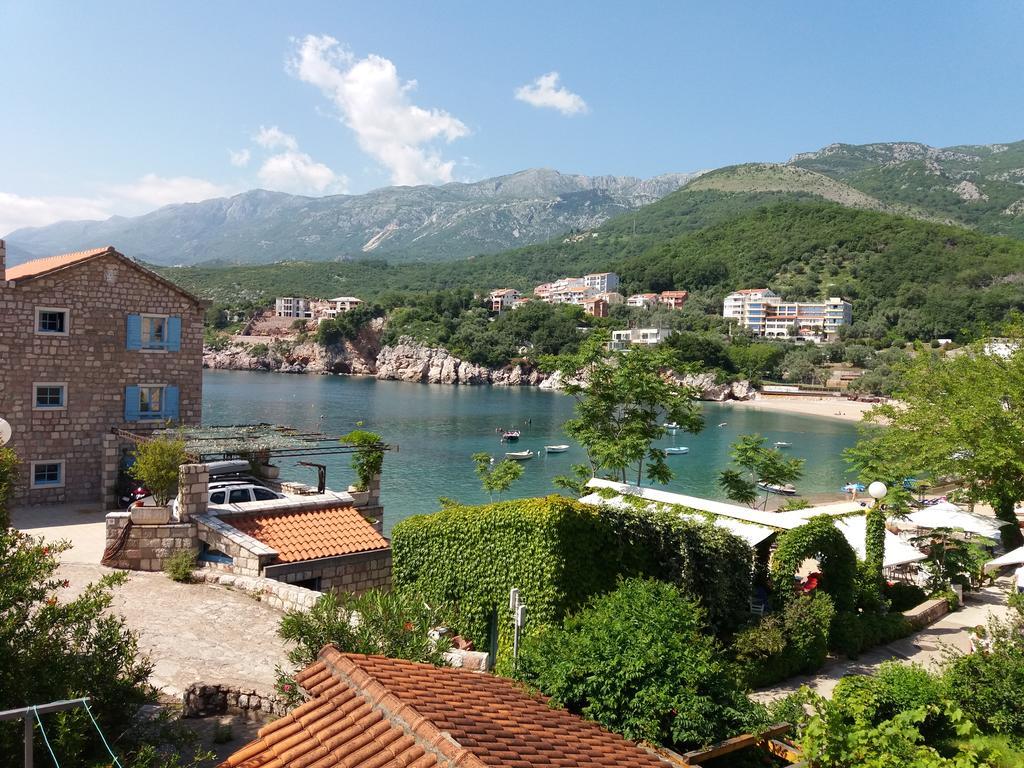 Stone Beach Apartments Pržno 外观 照片